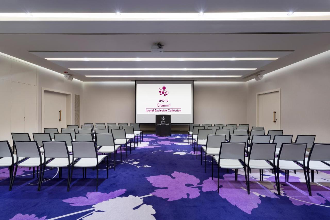 Cramim By Isrotel Exclusive Kiryat Anavim Exteriér fotografie The Crowne Plaza Hotel, London, where the 2011 meeting was held